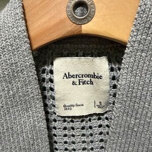 Abercrombie & Fitch Gray Women's Cardigan